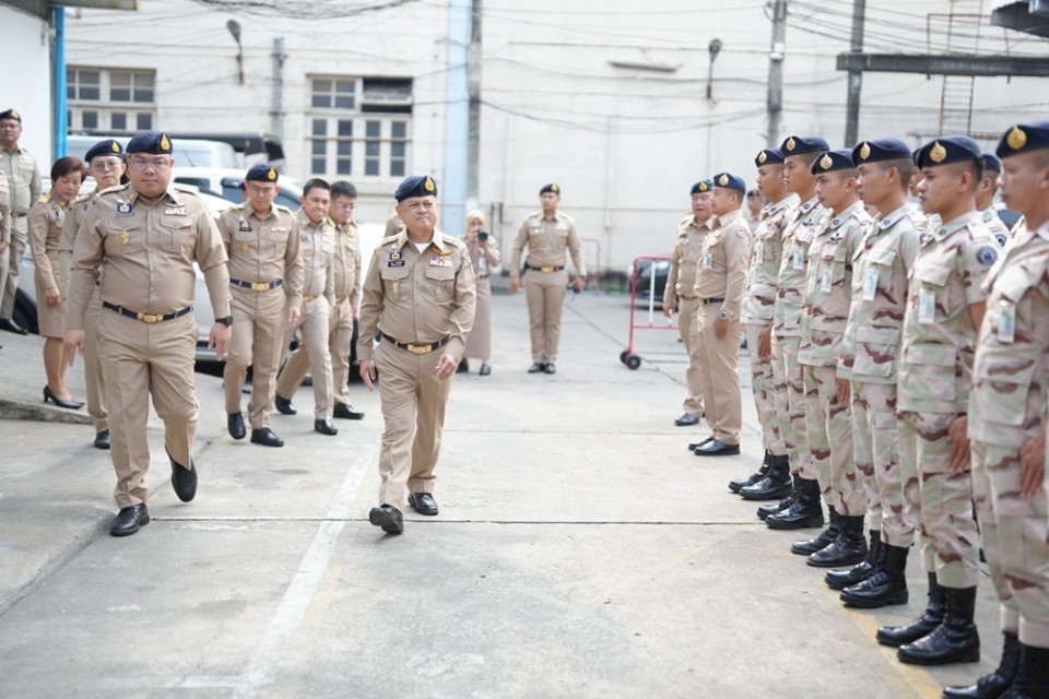 อธิบดีกรมการปกครอง ตรวจเยี่ยมสำนักอำนวยการกองอาสารักษาดินแดน กำชับ &ldquo;อส พึ่งได้ ถ้าพี่น้องประชาชนเกิดความเดือดร้อน เราต้องเป็นที่พึ่งให้ได้&ldquo;